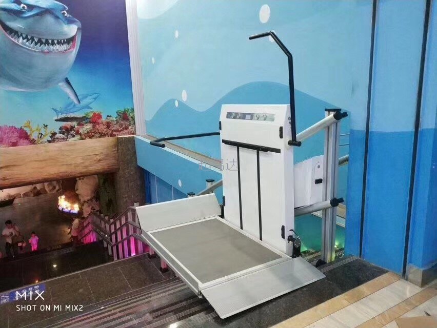 斜掛升降平臺(tái)